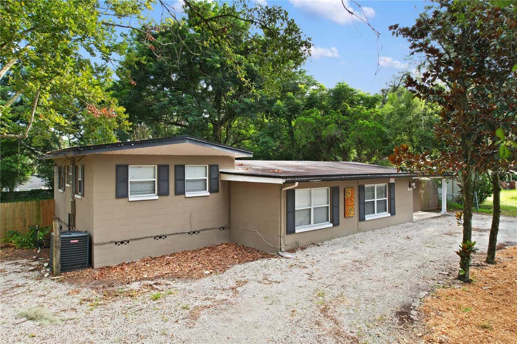 Photo of 2610 Sand Lake Road, Longwood, FL 32779 (MLS # O6433397)