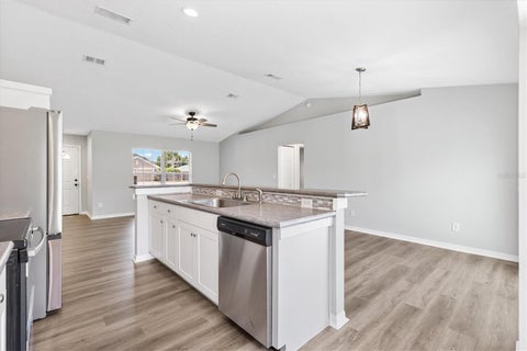 Tiny photo for 15715 SE 89th Court, Summerfield, FL 34491 (MLS # G5118571)