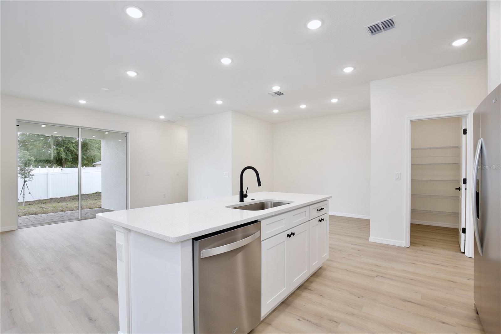 GROVELAND SUNRISE RIDGE - Residential