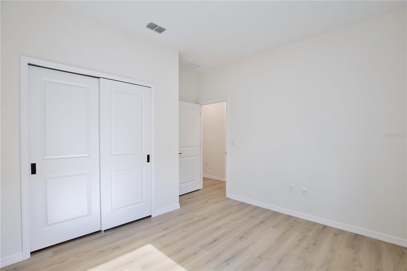 GROVELAND SUNRISE RIDGE - Residential