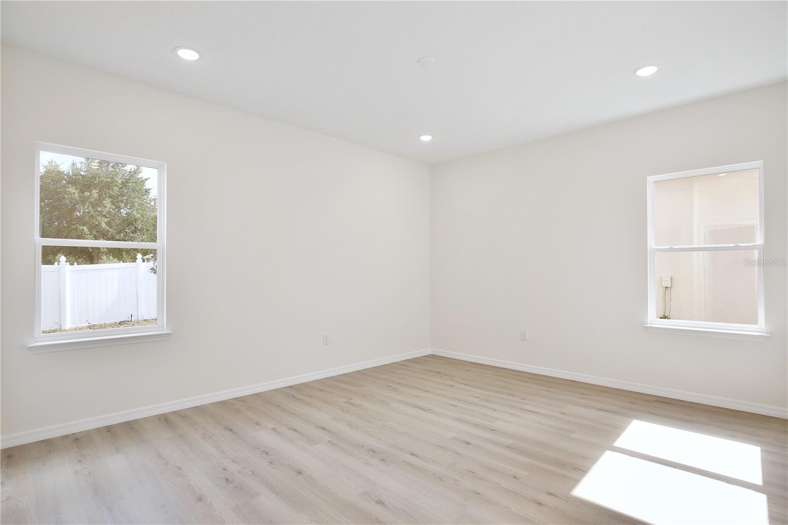 GROVELAND SUNRISE RIDGE - Residential