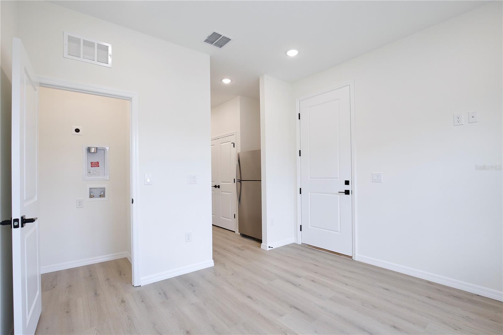 GROVELAND SUNRISE RIDGE - Residential