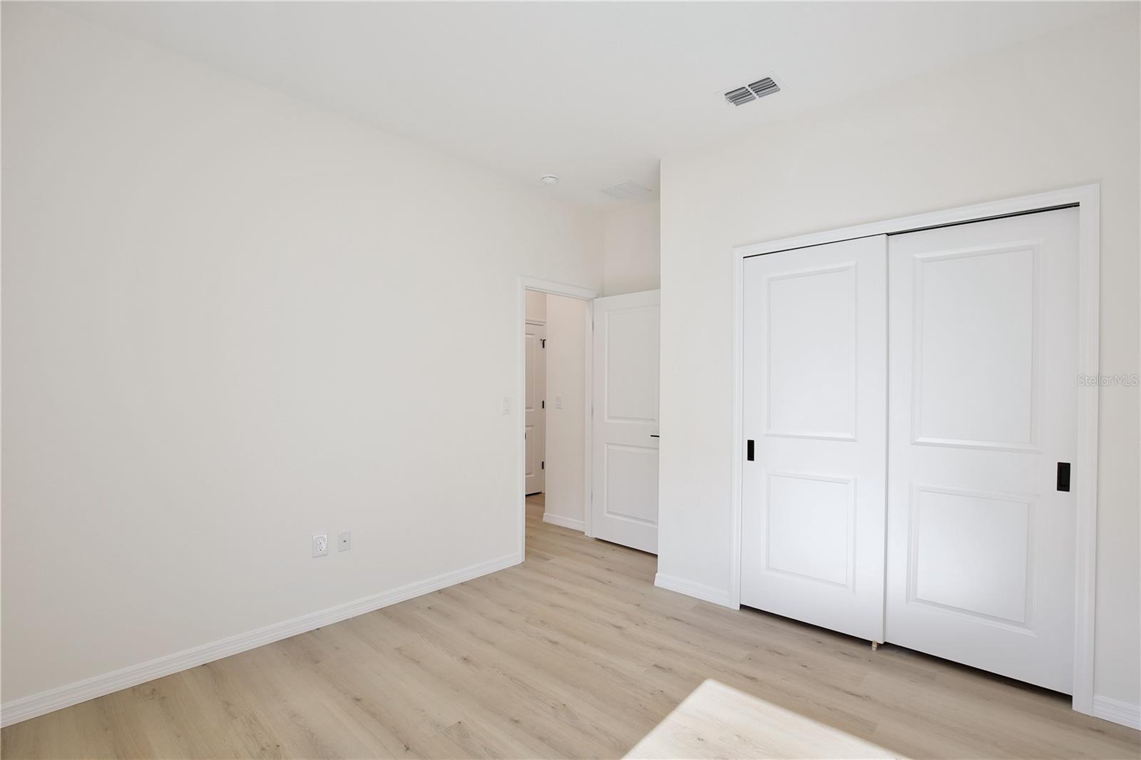 GROVELAND SUNRISE RIDGE - Residential