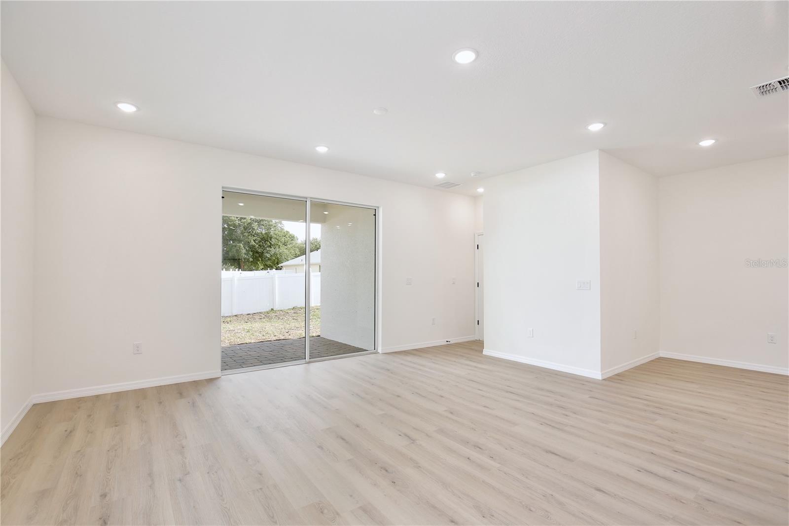 GROVELAND SUNRISE RIDGE - Residential