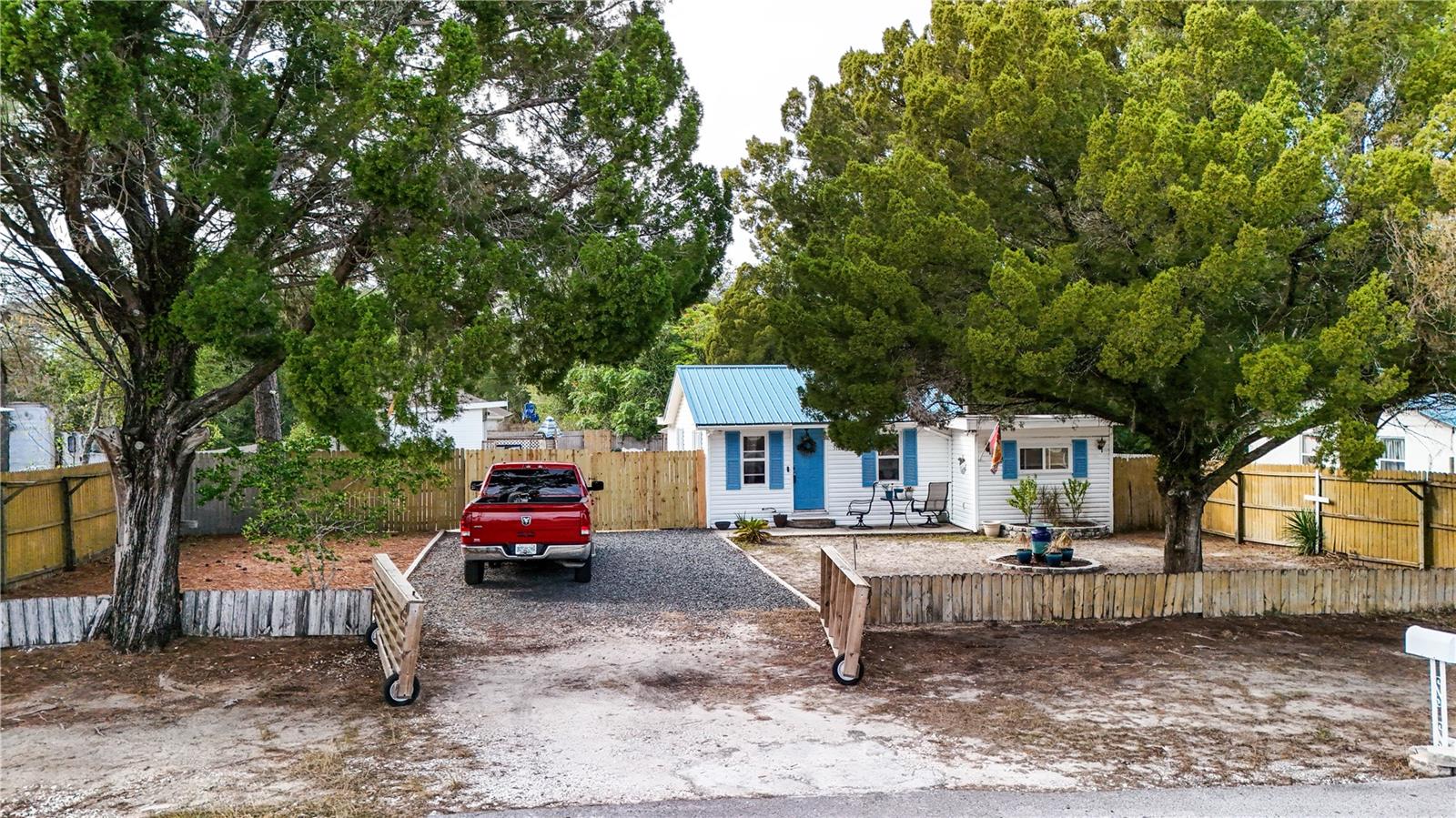 BERKELEY TOWNSITE OF - Residential