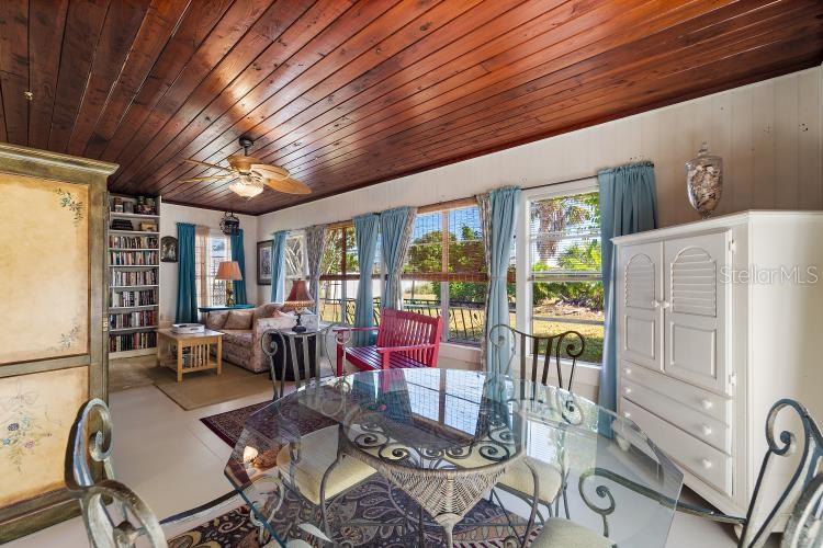 VENICE GARDENS - Residential