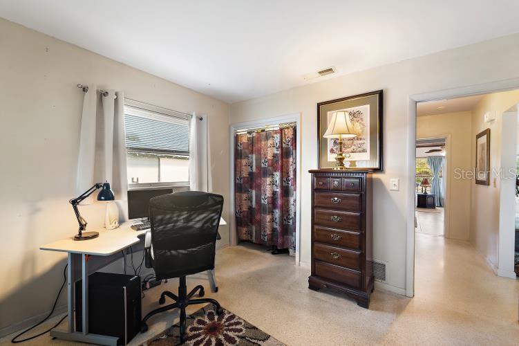 VENICE GARDENS - Residential