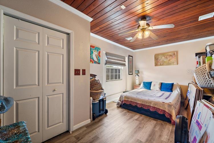 VENICE GARDENS - Residential