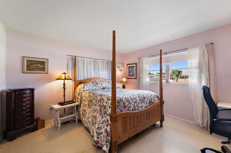 VENICE GARDENS - Residential