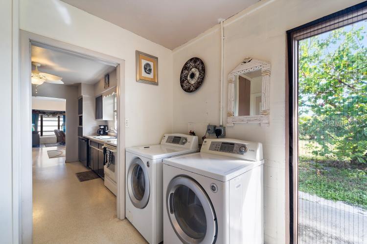 VENICE GARDENS - Residential