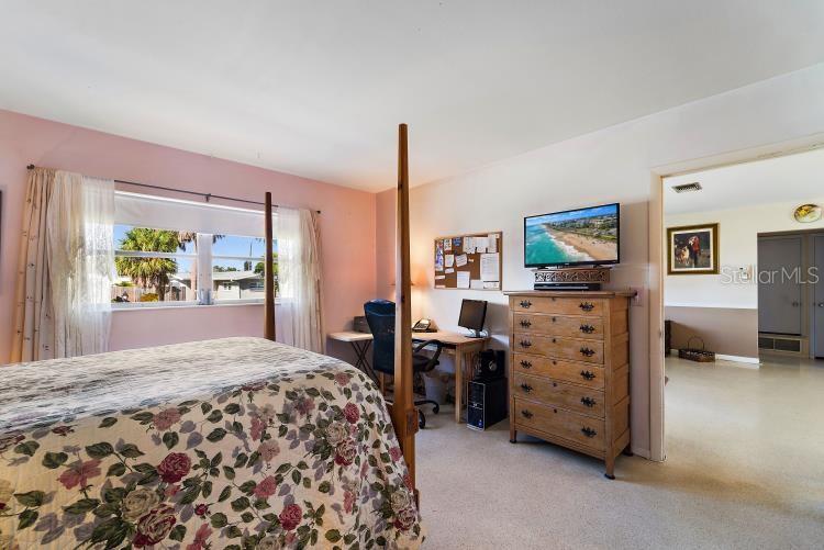 VENICE GARDENS - Residential