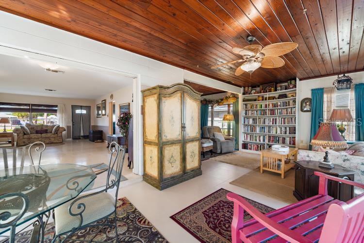 VENICE GARDENS - Residential