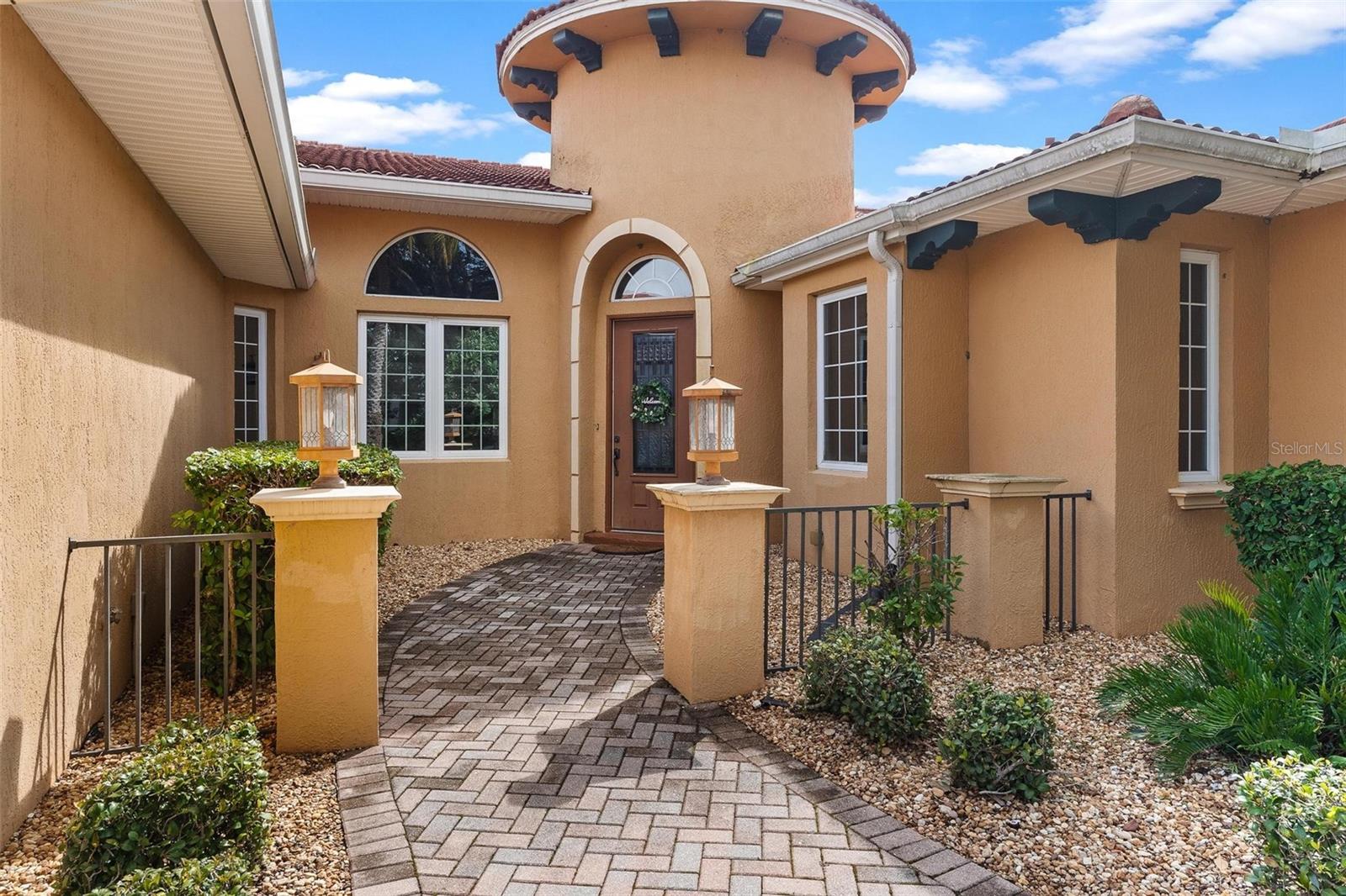 38800 HARBORWOODS PLACE