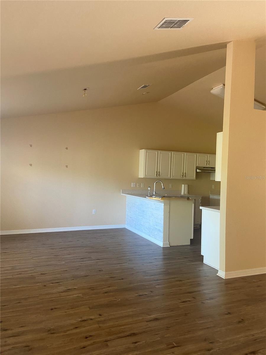 HIGHLANDS CREEK - Residential