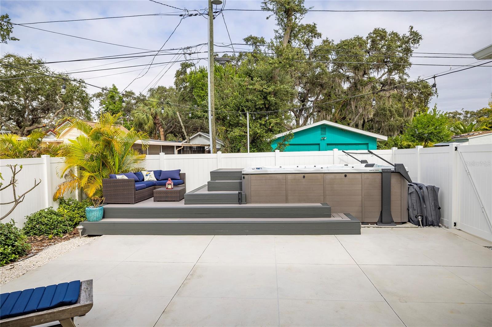 CRYSTAL BEACH REV - Residential