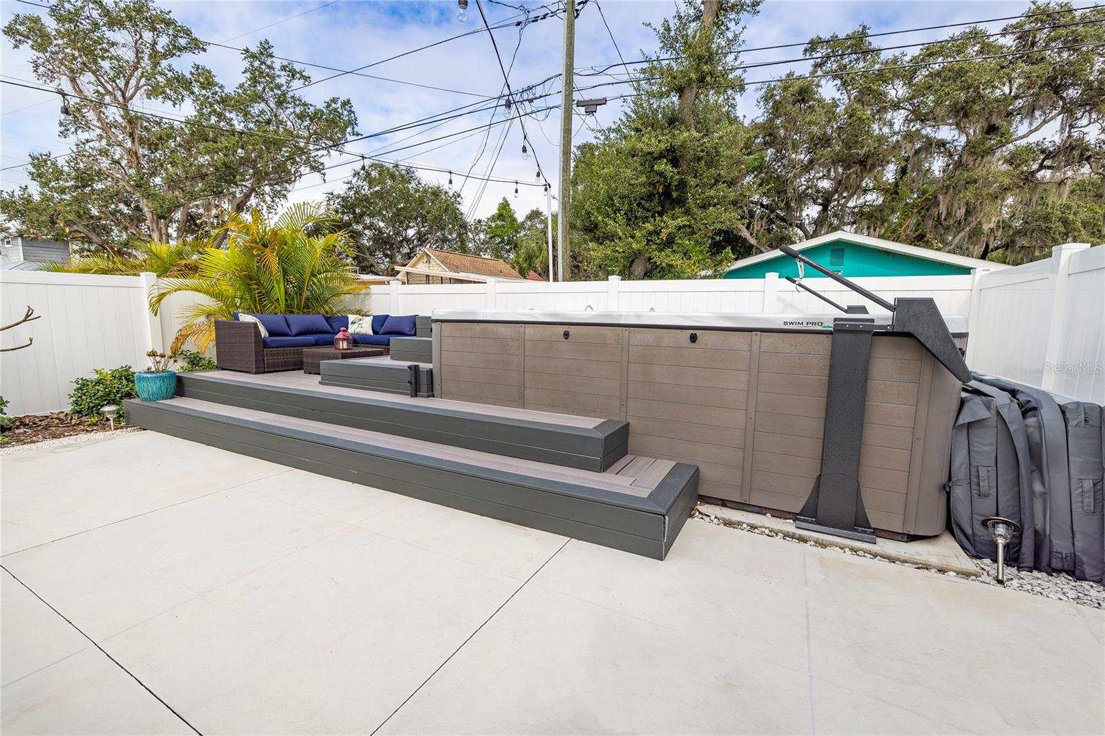 CRYSTAL BEACH REV - Residential