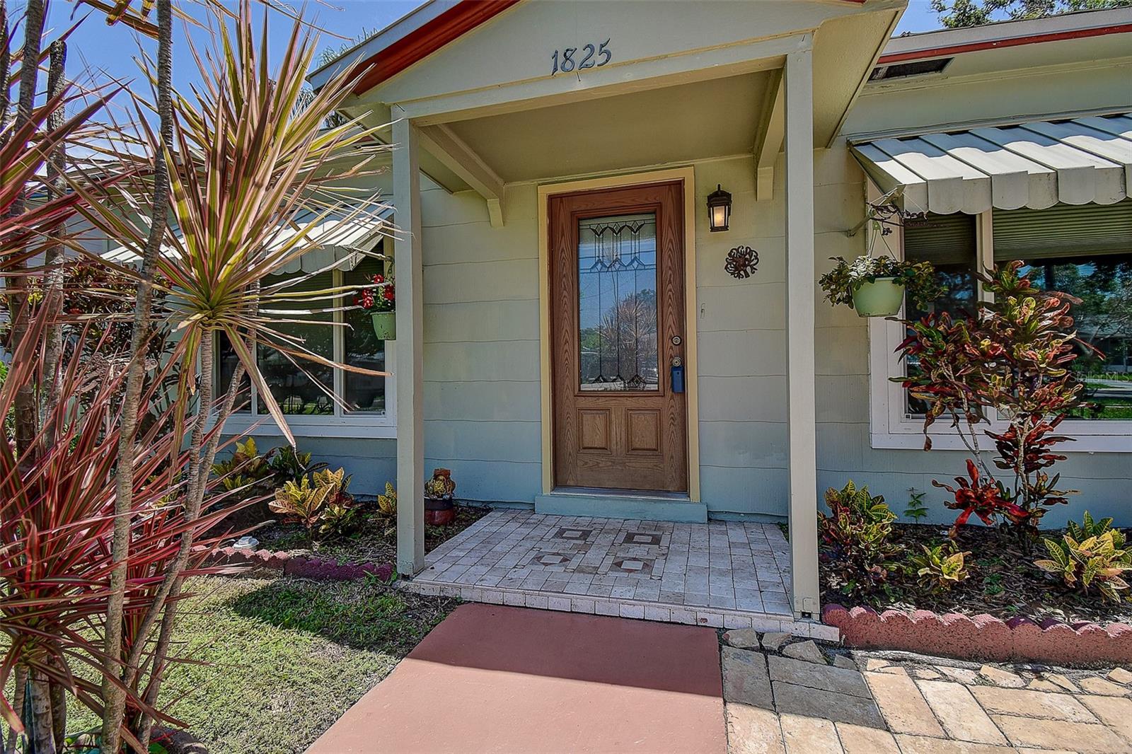 1825 SAN MATEO DRIVE