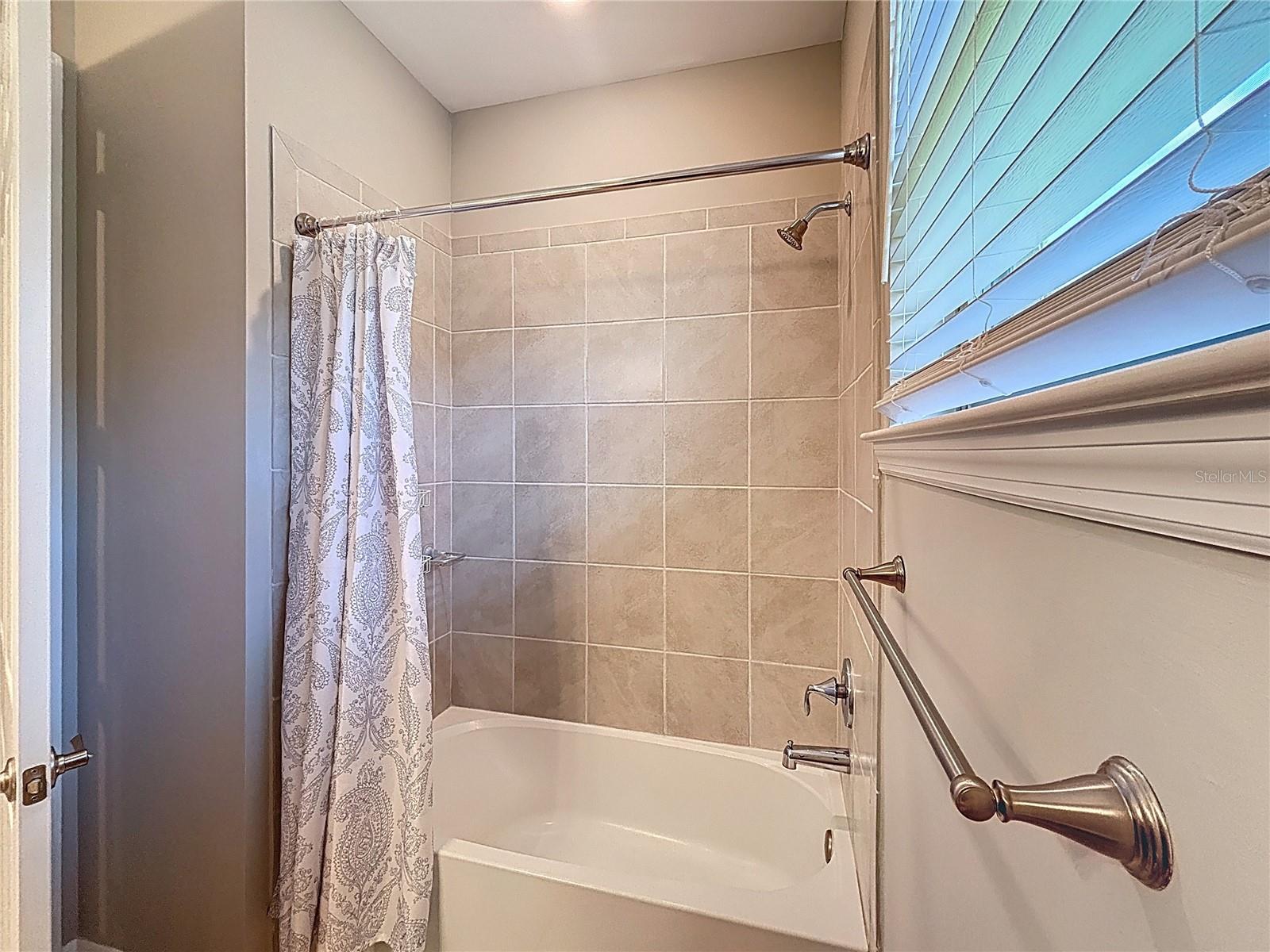 TOSCANA ISLES PH 5 UN 2 - Residential