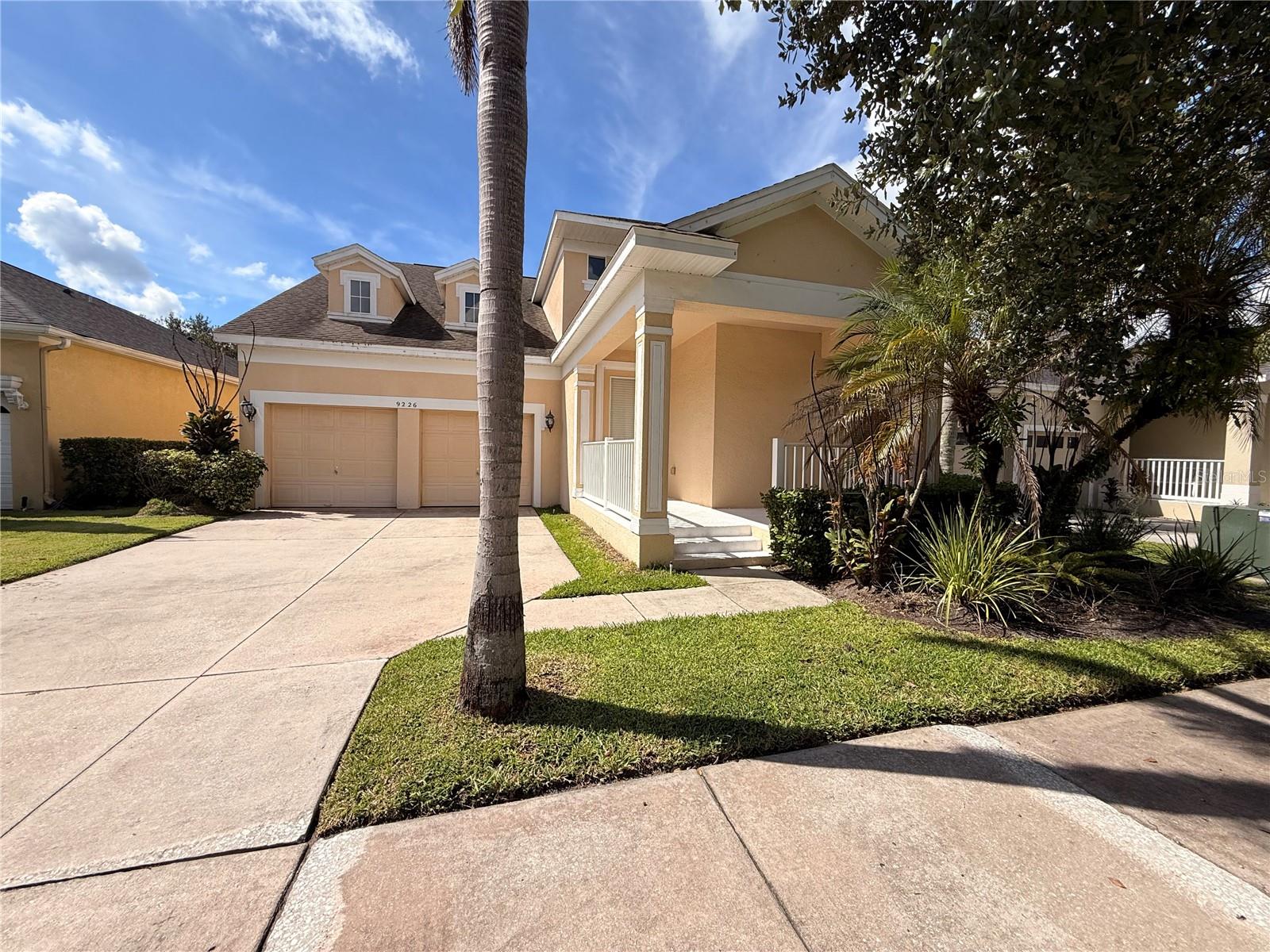 9226 KENSINGTON ROW COURT
