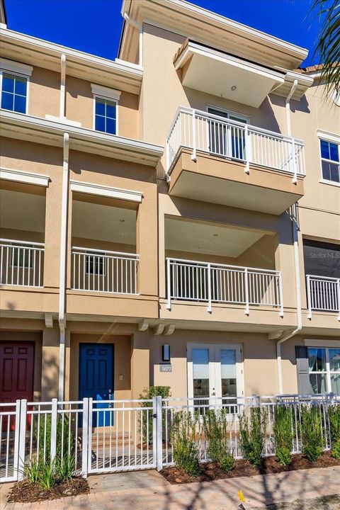 Photo of 1677 Utica Trail, Lake Mary, FL 32746 (MLS # O6343311)