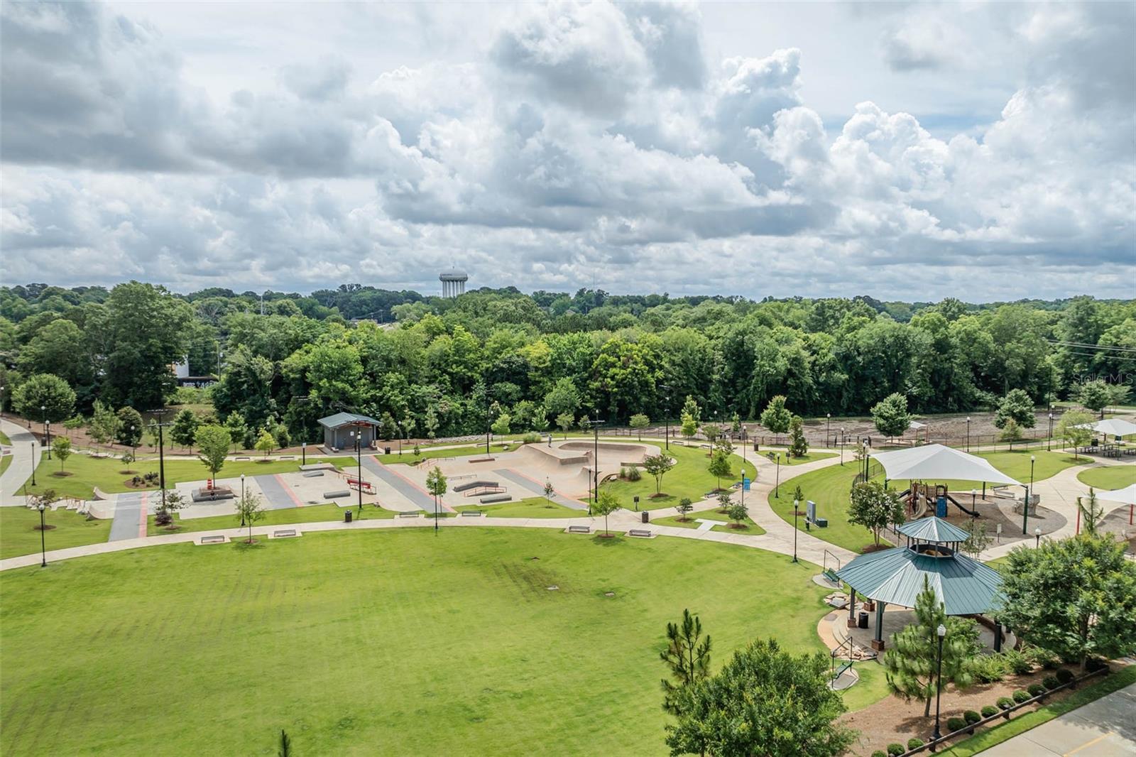 CROSSVINE VILLAGE - Residential