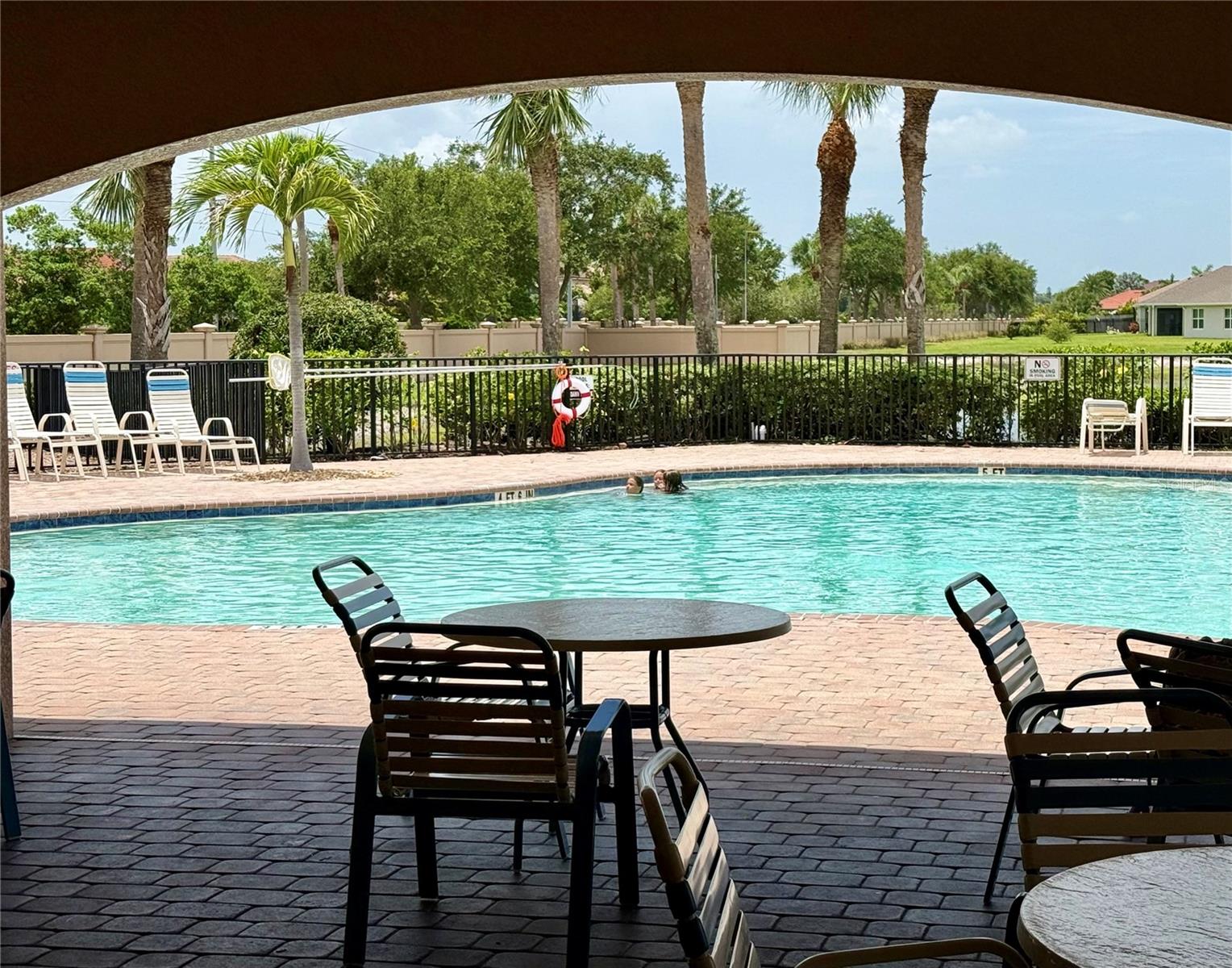 RIVER CLUB - Residential