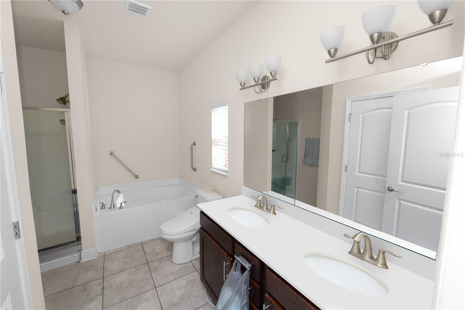 RIDGE/HLND MDWS - Residential