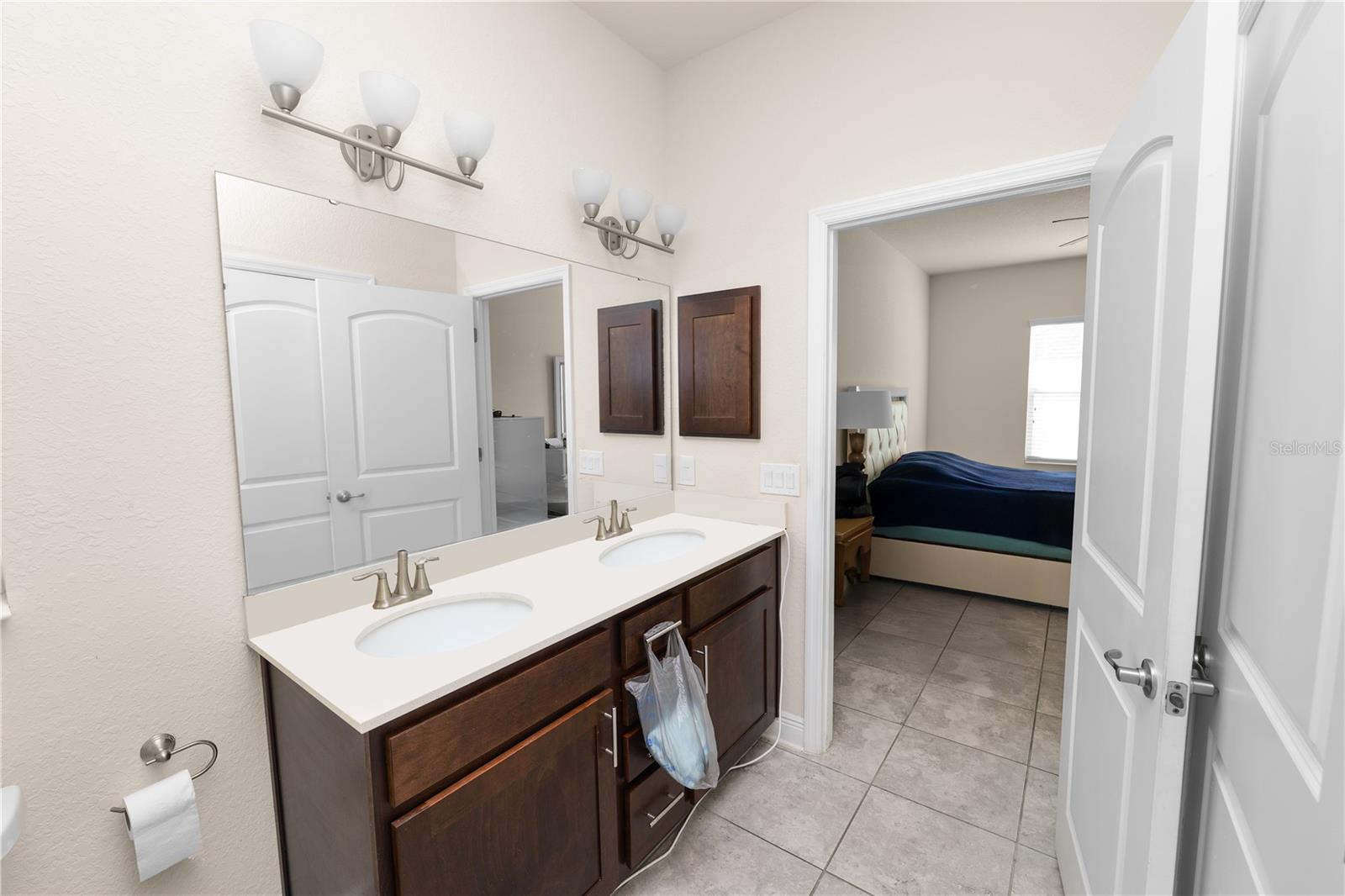 RIDGE/HLND MDWS - Residential