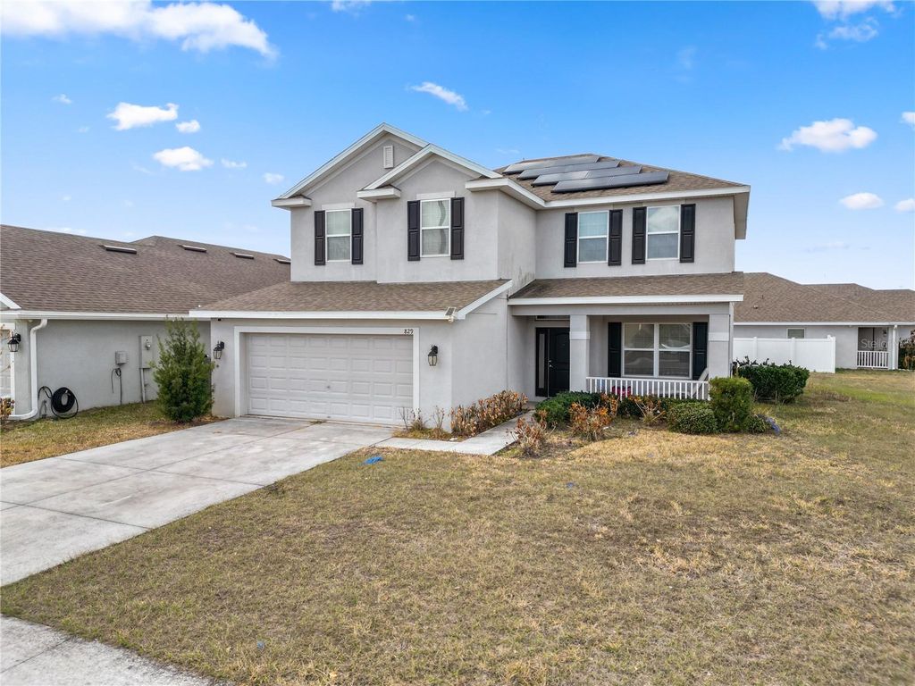 Photo of 829 Landmark Hills Drive, Haines City, FL 33844 (MLS # L4959555)