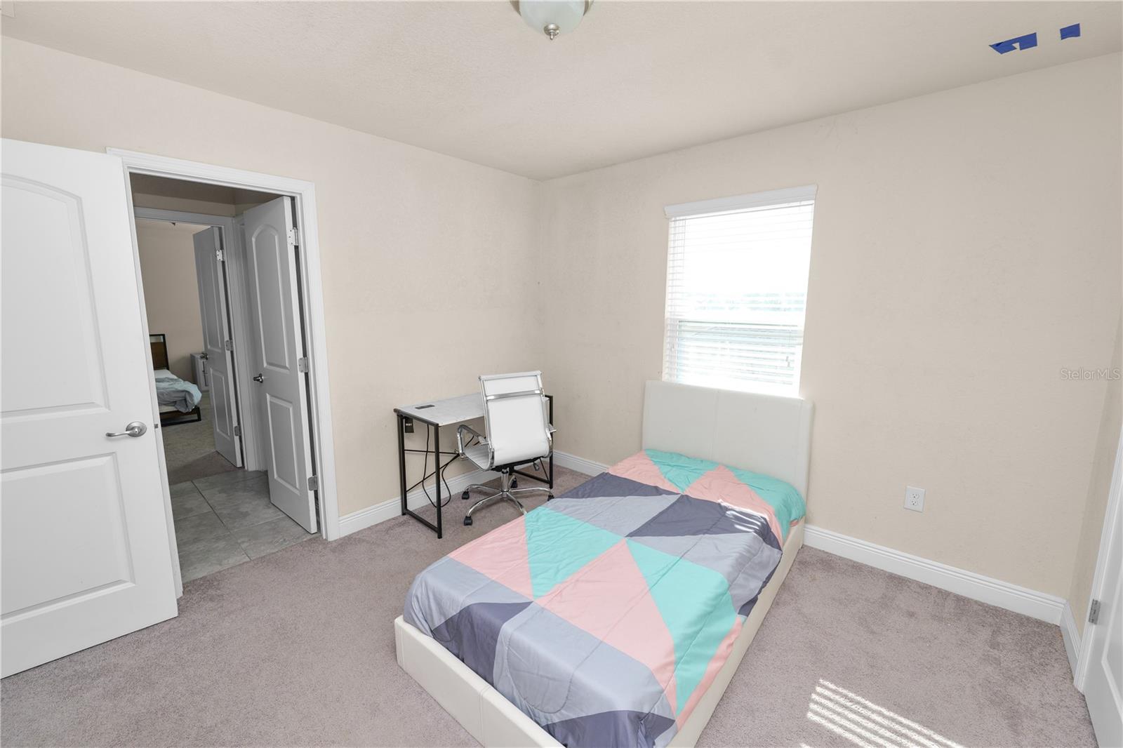 RIDGE/HLND MDWS - Residential