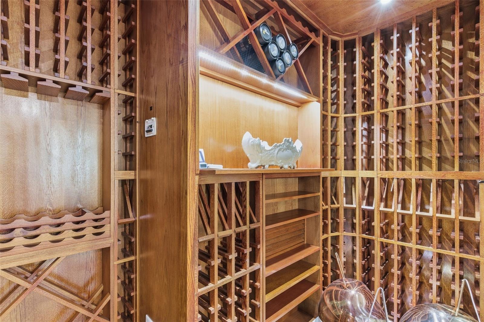 PASEO LAS PALMAS - Residential