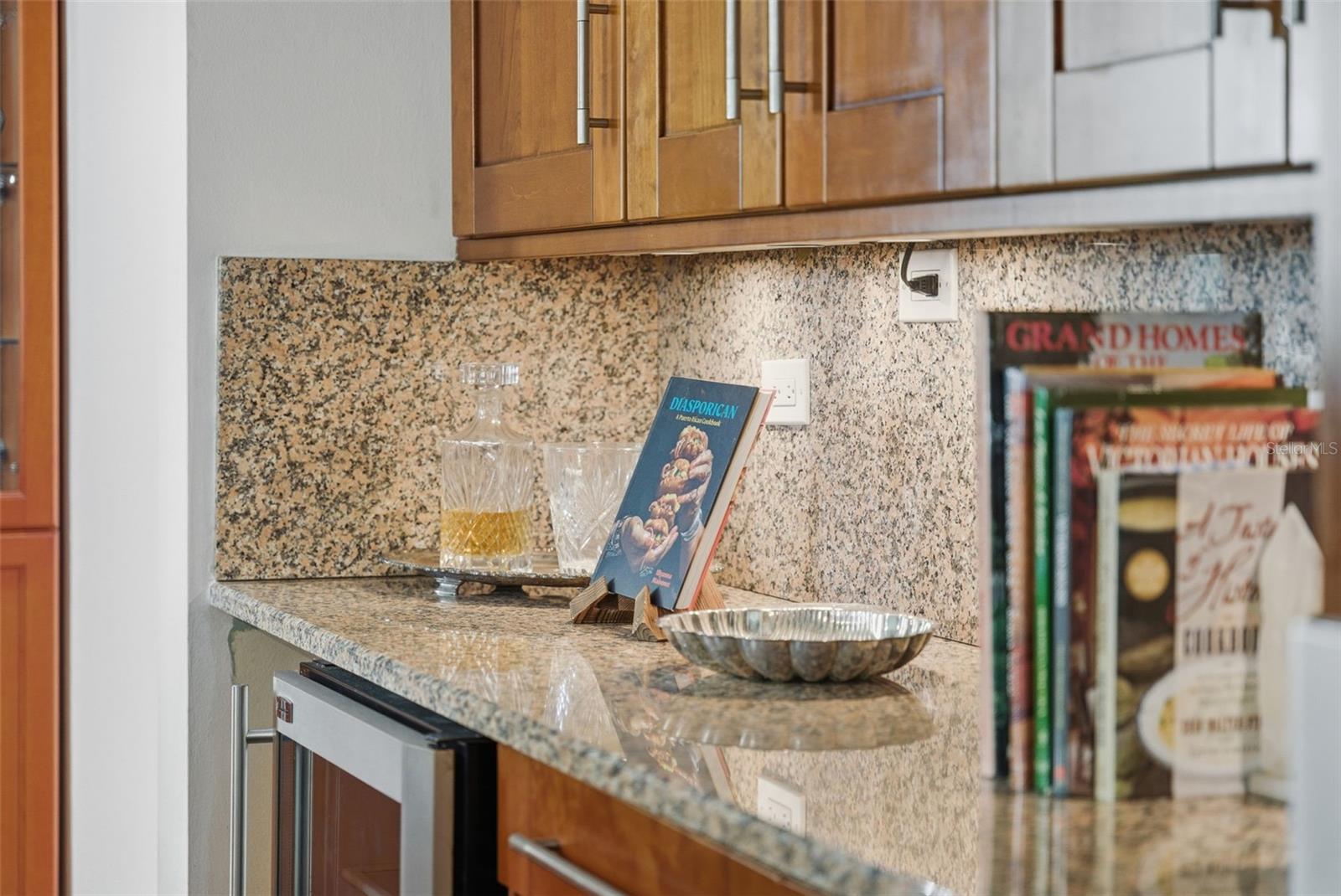 PASEO LAS PALMAS - Residential