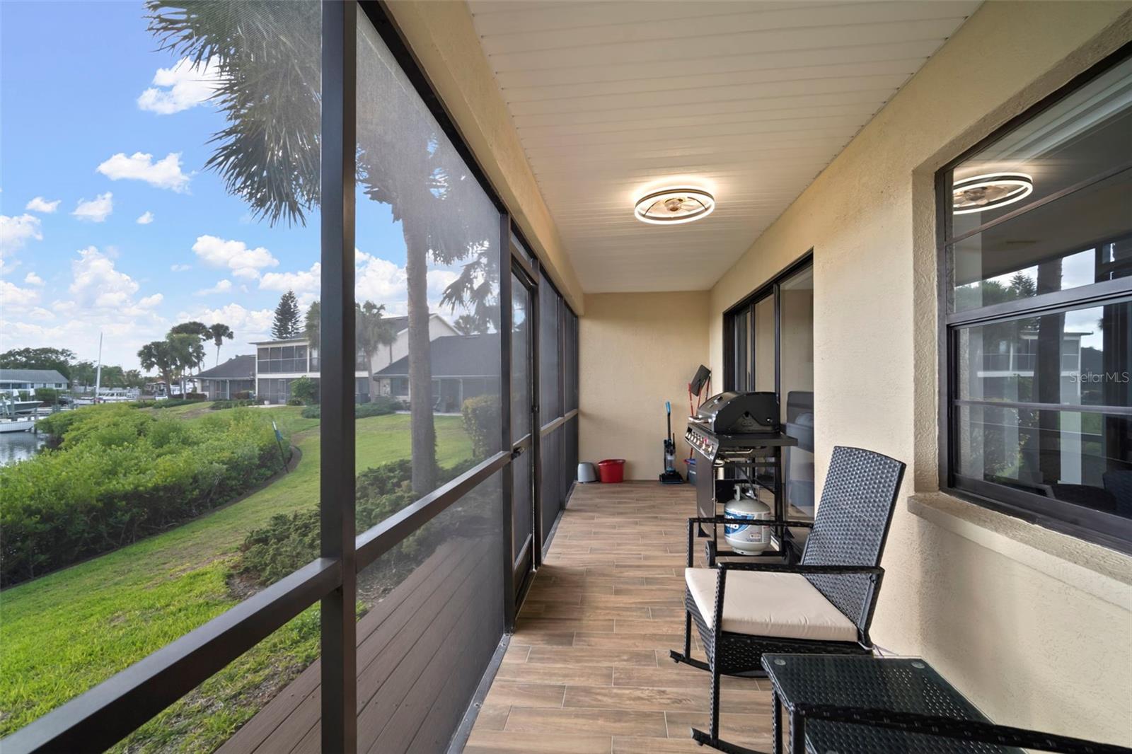 YARDARM CONDO PH I - Residential