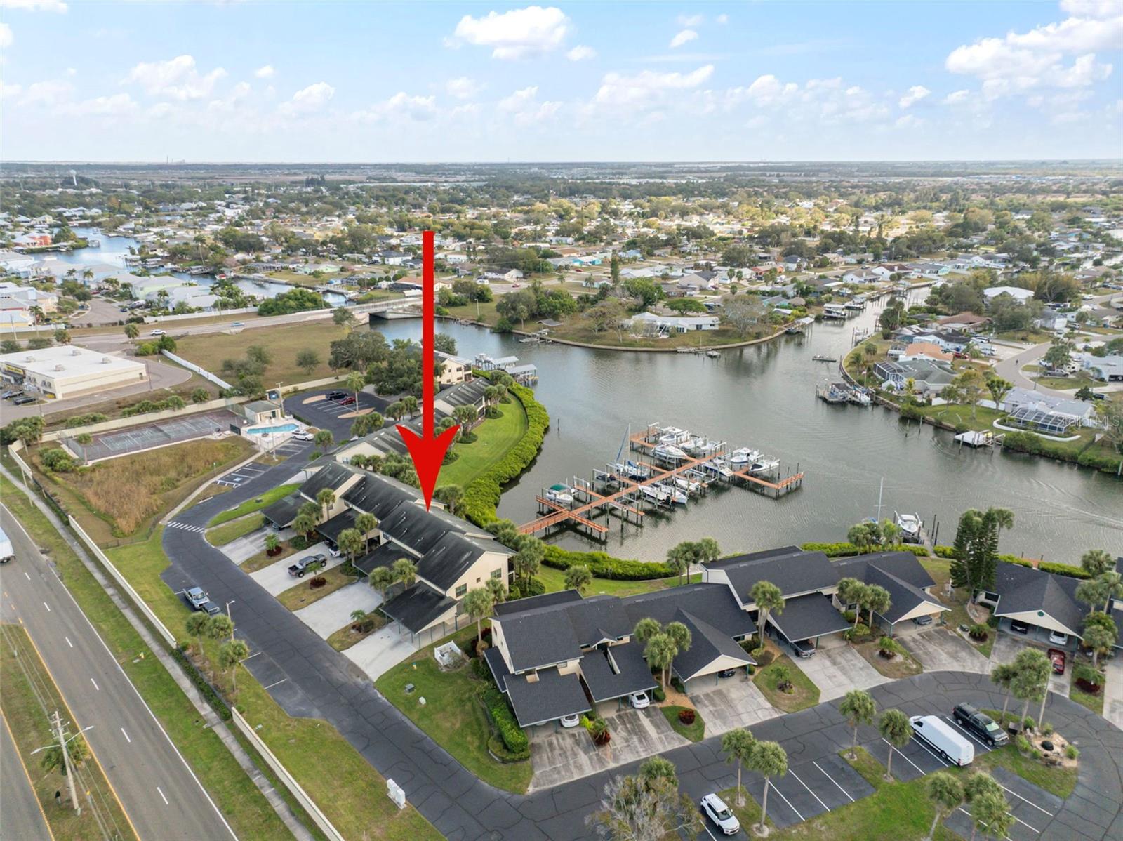 YARDARM CONDO PH I - Residential