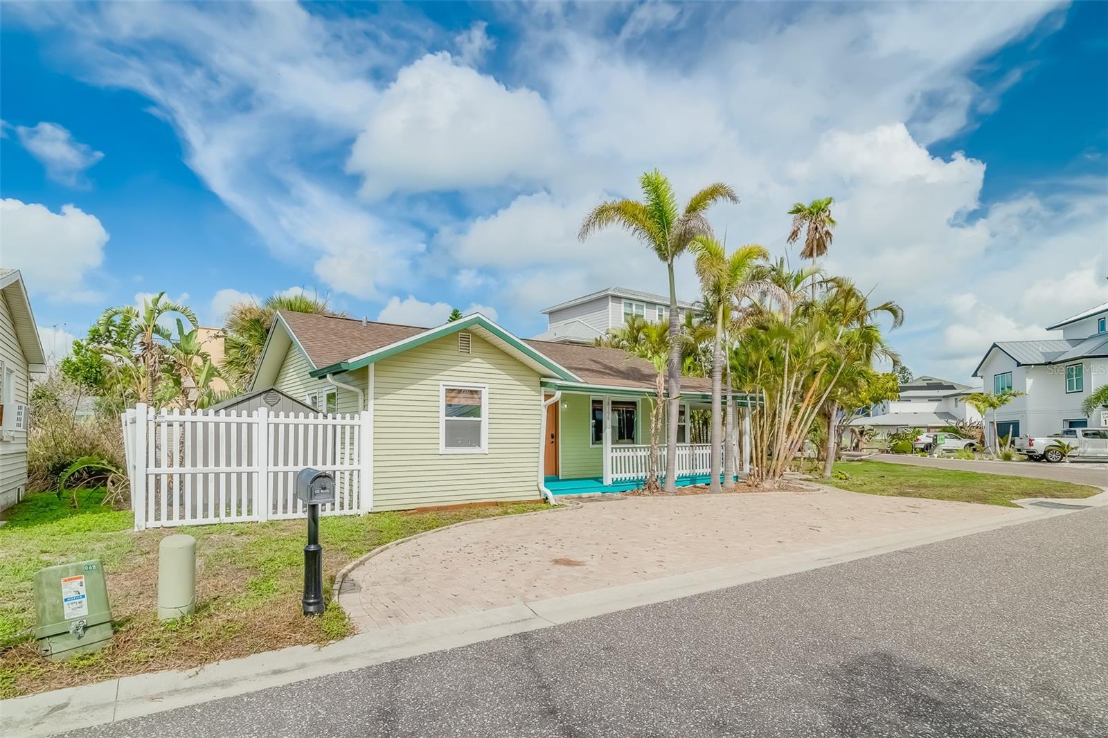 SURFSIDE SUB 3 - Residential