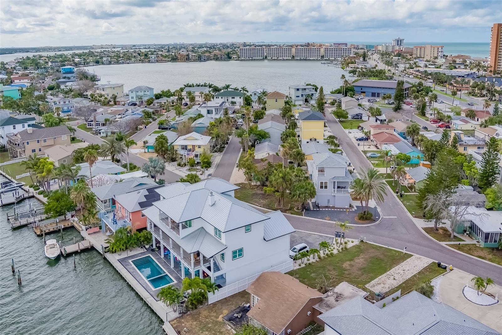 SURFSIDE SUB 3 - Residential