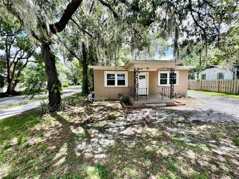 A home in ZEPHYRHILLS