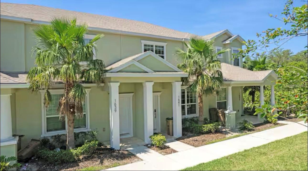 Beautifully updated 3BR/3BA home in Clermont with private heated pool—pool maintenance and water included in the rent! Recently renovated with fresh interior paint, new flooring, and no carpet for easy upkeep. Offered furnished or unfurnished for your convenience.
Relax year-round in the screened-in pool area, perfect for entertaining or quiet evenings at home. Ideally located just minutes from US-27, Hwy 192, and SR-429, giving you quick access to Orlando attractions, shopping, dining, golf, and top-rated schools.
Highlights:
3 bedrooms / 3 full baths
Private heated pool with maintenance included
Water service paid by owner
Renovated: new floors & fresh paint
No carpet—low maintenance living
Furnished or unfurnished option
Excellent location near highways, shopping, dining & theme parks
Experience the comfort of a renovated home with resort-style amenities in the heart of Clermont!