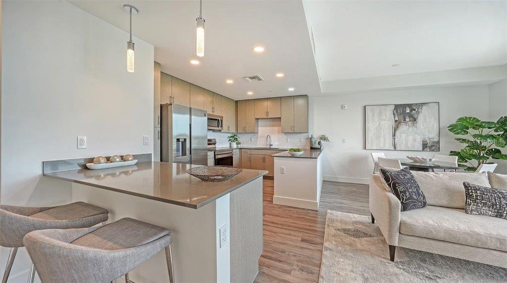 THE STRAND - Residential