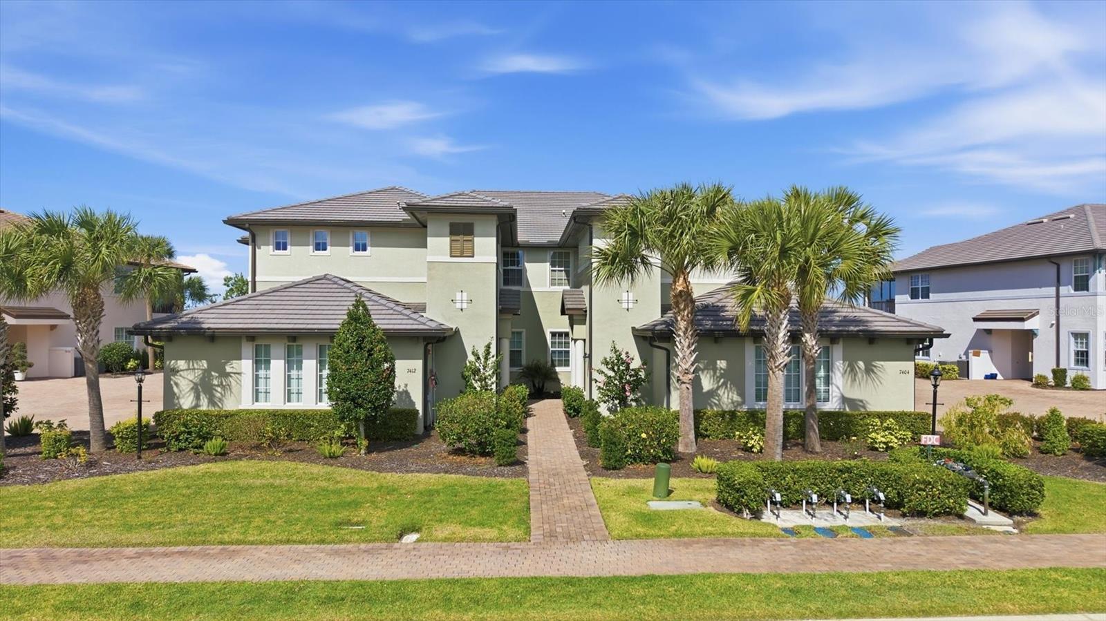 CLUBSIDE AT COUNTRY CLUB EAST PH VII - Residential