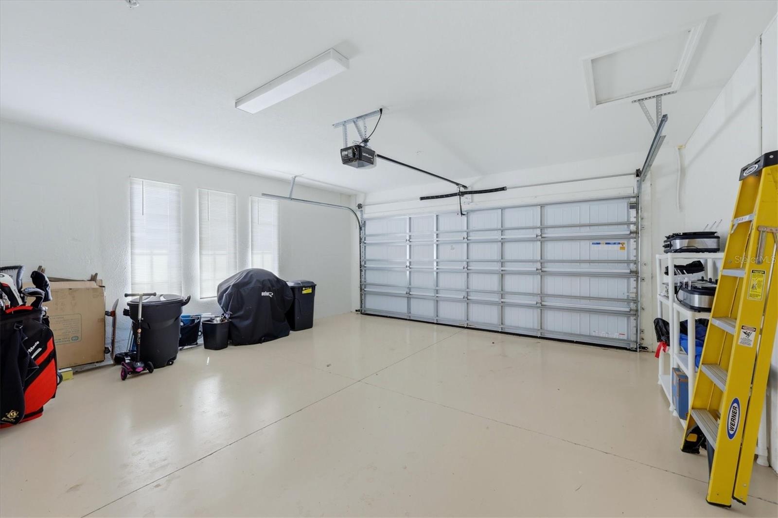 CLUBSIDE AT COUNTRY CLUB EAST PH VII - Residential