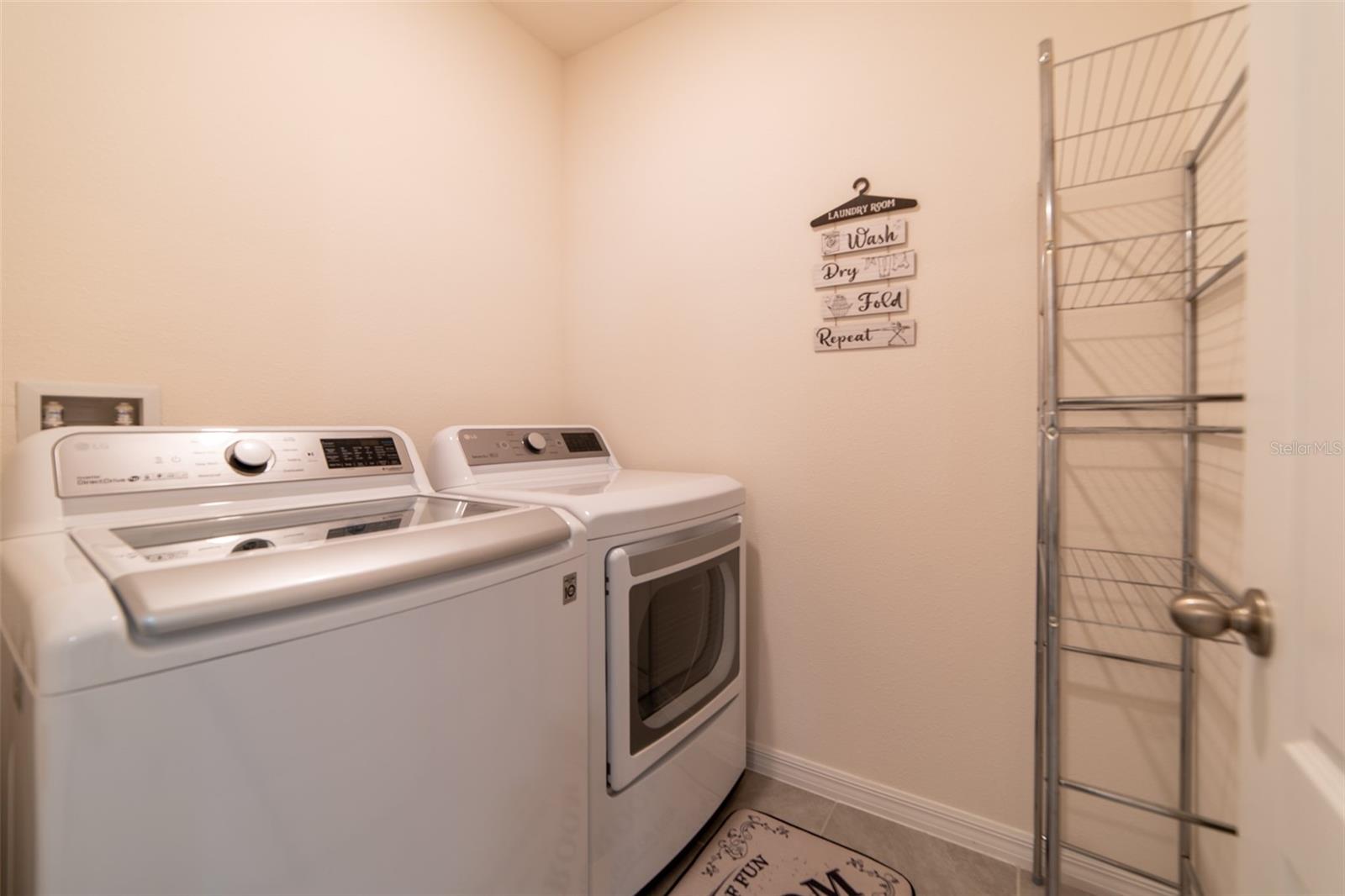 FOREST LAKE - Residential