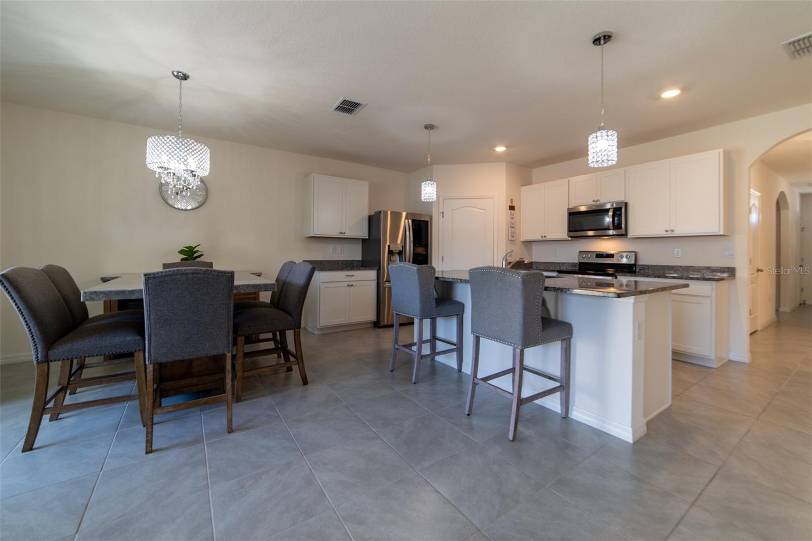 FOREST LAKE - Residential