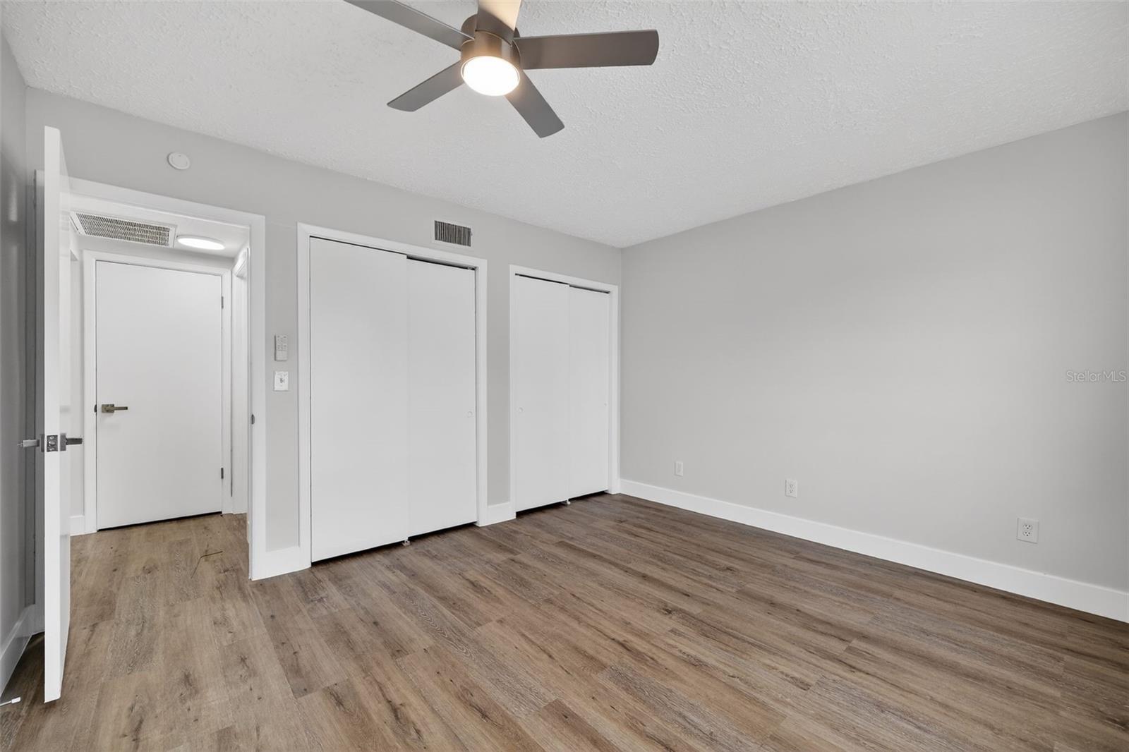 ACREAGE - Residential Lease