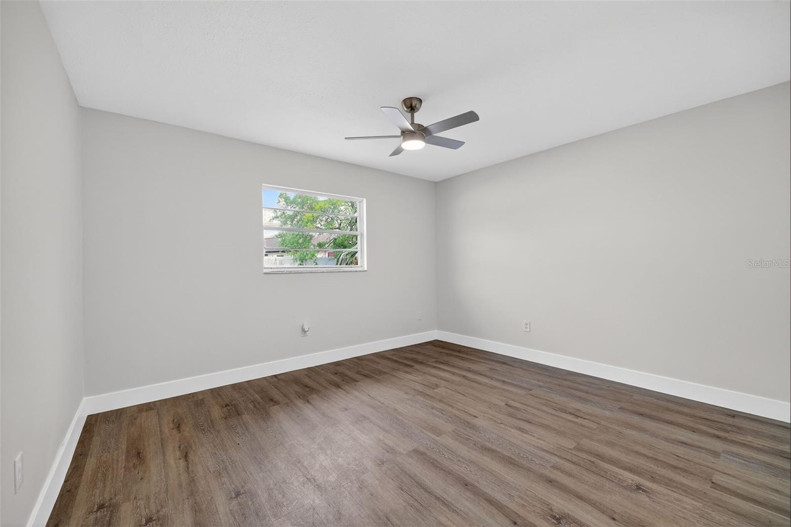 ACREAGE - Residential Lease