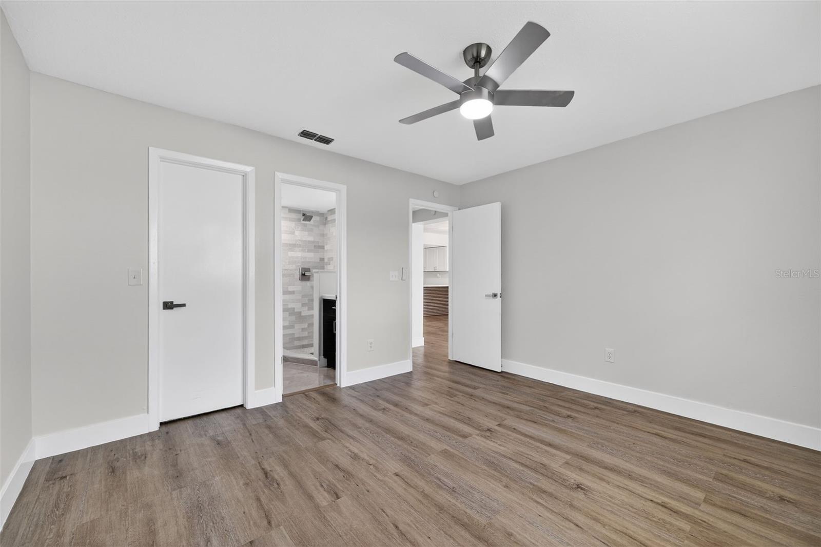 ACREAGE - Residential Lease