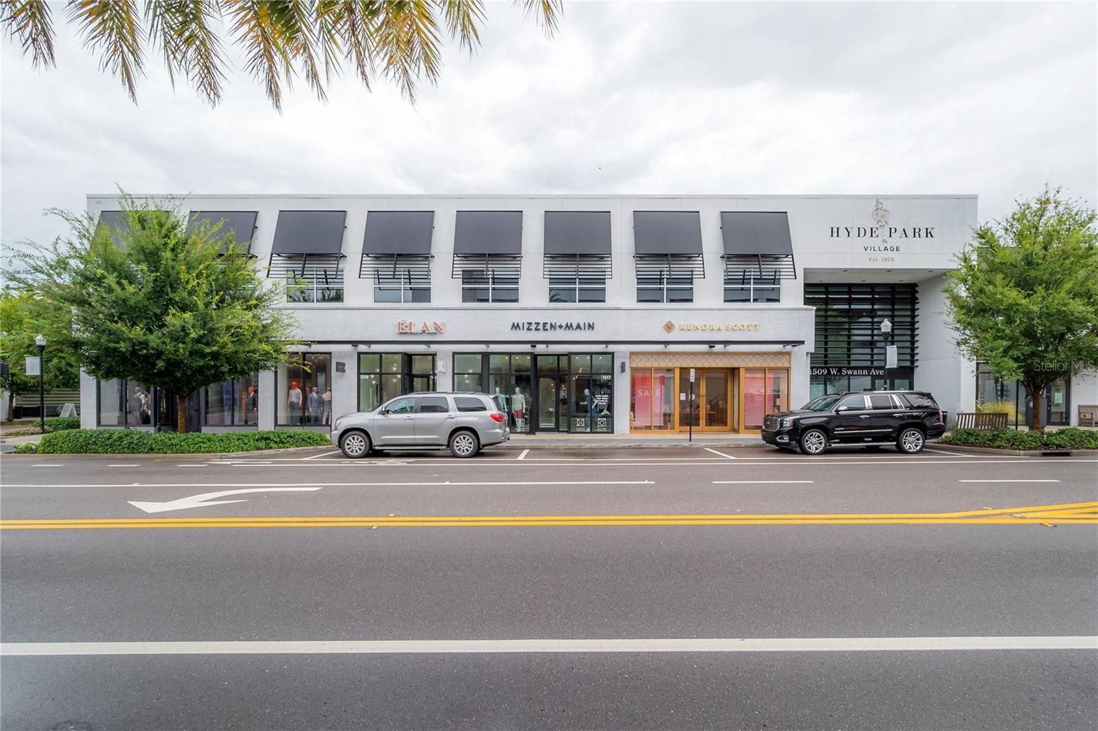 HYDE PARK WALK A CONDO - Residential