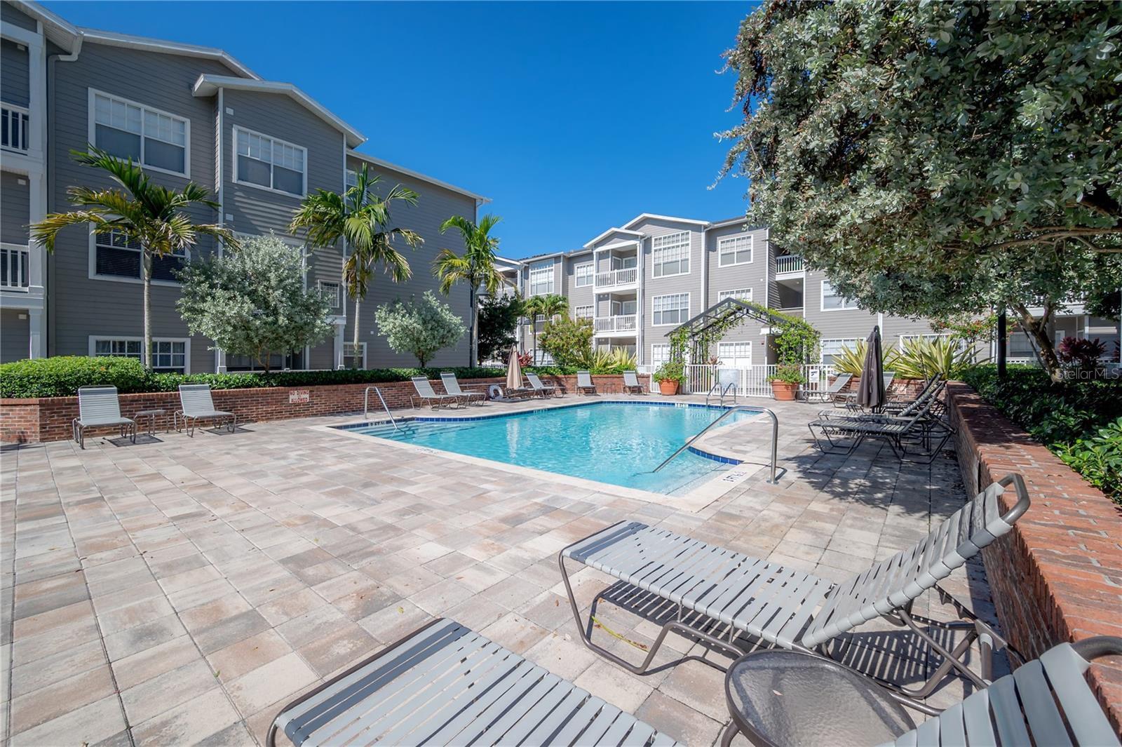 HYDE PARK WALK A CONDO - Residential