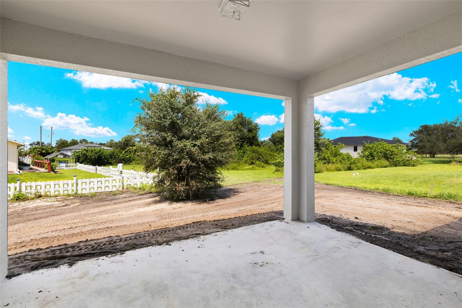 MIRROR LAKES UNIT 1 - Residential