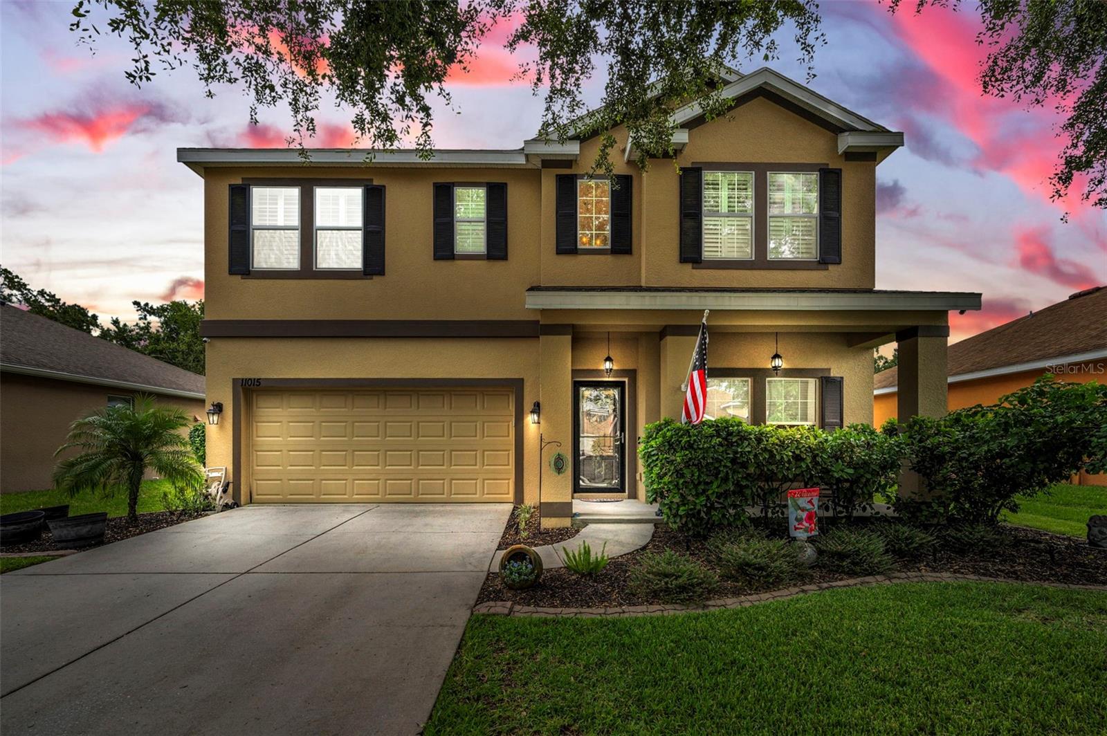 Welcome to this beautifully upgraded 4-bedroom, 2.5-bathroom home with a 2-car garage and over 2,700 square feet of living space, located in the desirable gated community of Waters Edge. From the inviting front porch to the screened-in pool and fenced backyard, this home offers comfort, space, and style. Inside, you’ll find a formal dining room and a spacious kitchen featuring granite countertops, stainless steel appliances (2023), a tile backsplash, closet pantry, and an eat-in area. The kitchen opens to a large family room with sliding glass doors that lead to the covered lanai and pavered pool deck—perfect for entertaining.
The main level expansive primary suite offers a luxurious ensuite bath with dual sinks, a soaking tub, walk-in shower, and a custom walk-in closet with built-ins. Three additional bedrooms and a loft provide plenty of room for family or guests, and the upstairs bathroom is currently being upgraded to include a double vanity sink and custom vanity cabinet.
This home is loaded with recent improvements including a pool installed in 2017, new pool heater (2022), artificial turf (2025), new water heater (2024), water softener (2025), surveillance cameras (2024), custom trim lighting (2025), Safe Step tub (2022), and both A/C units replaced in 2024. The fenced backyard and screened-in pool area offer privacy and low-maintenance outdoor living.
Waters Edge is a resort-style gated community offering top-tier amenities including a clubhouse, fitness center, resort-style pool, splash pad, playgrounds, basketball court, fishing pier, and scenic walking trails. HOA fees include cable, internet, trash service, and reclaimed water for irrigation. This stunning home is move-in ready and waiting for you!